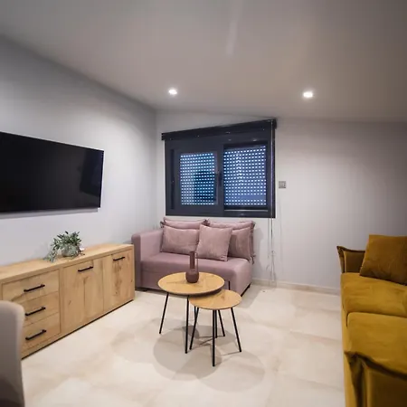 Zaf Apartment Amaliada
